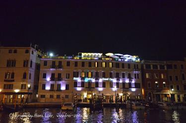 We explore Venice, DSE_8803_b_H490